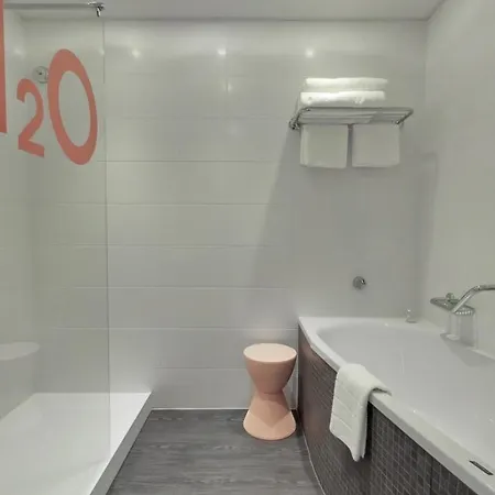 Glenmore Hotell 3*
